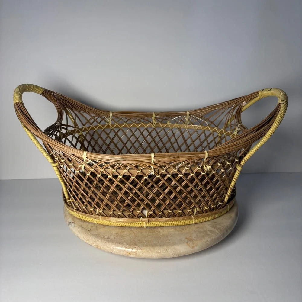 Vintage‎ Wicker Rattan Bread Basket Medium Brown Yellow Boho Lattice Weave